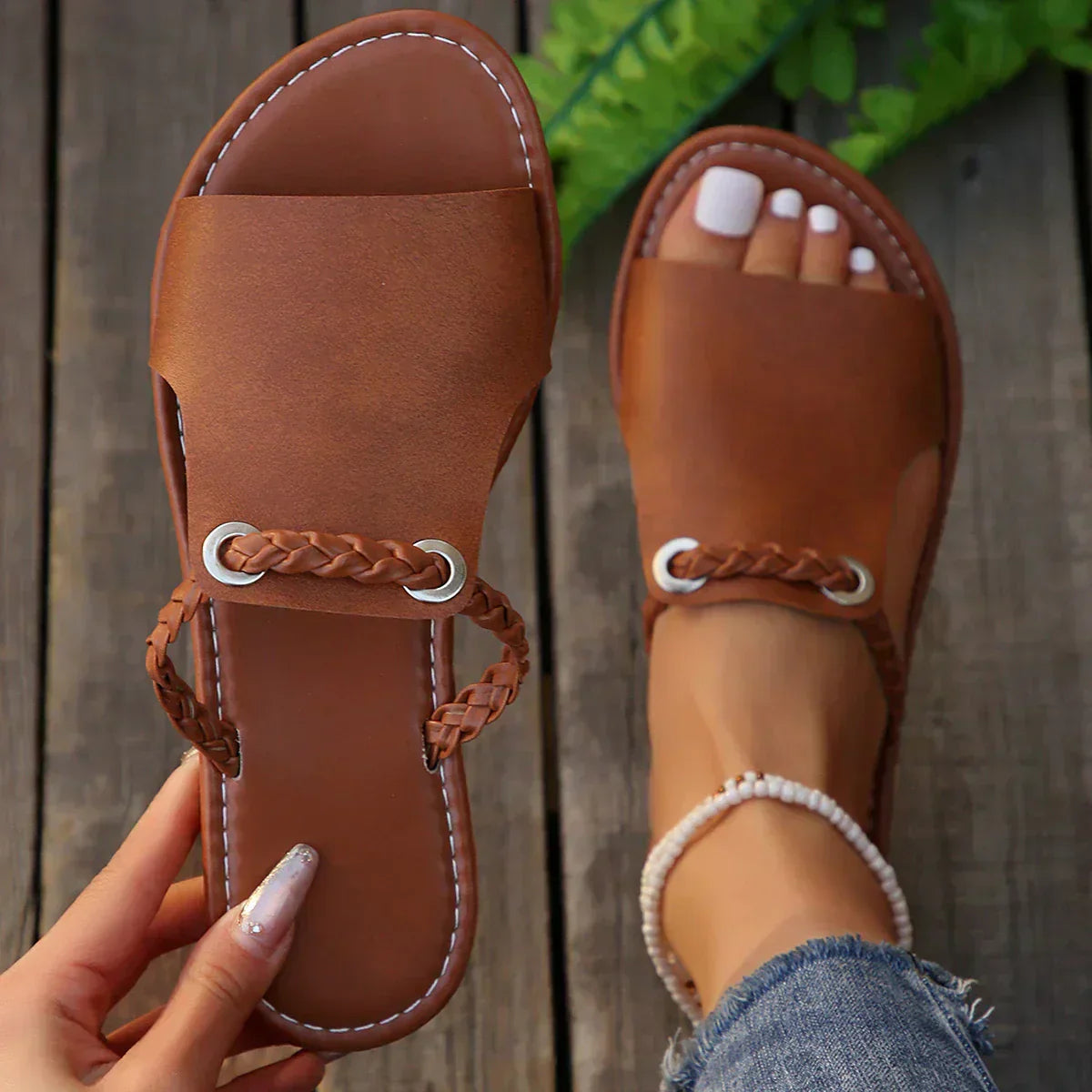 NOVA | LOOP SANDALS