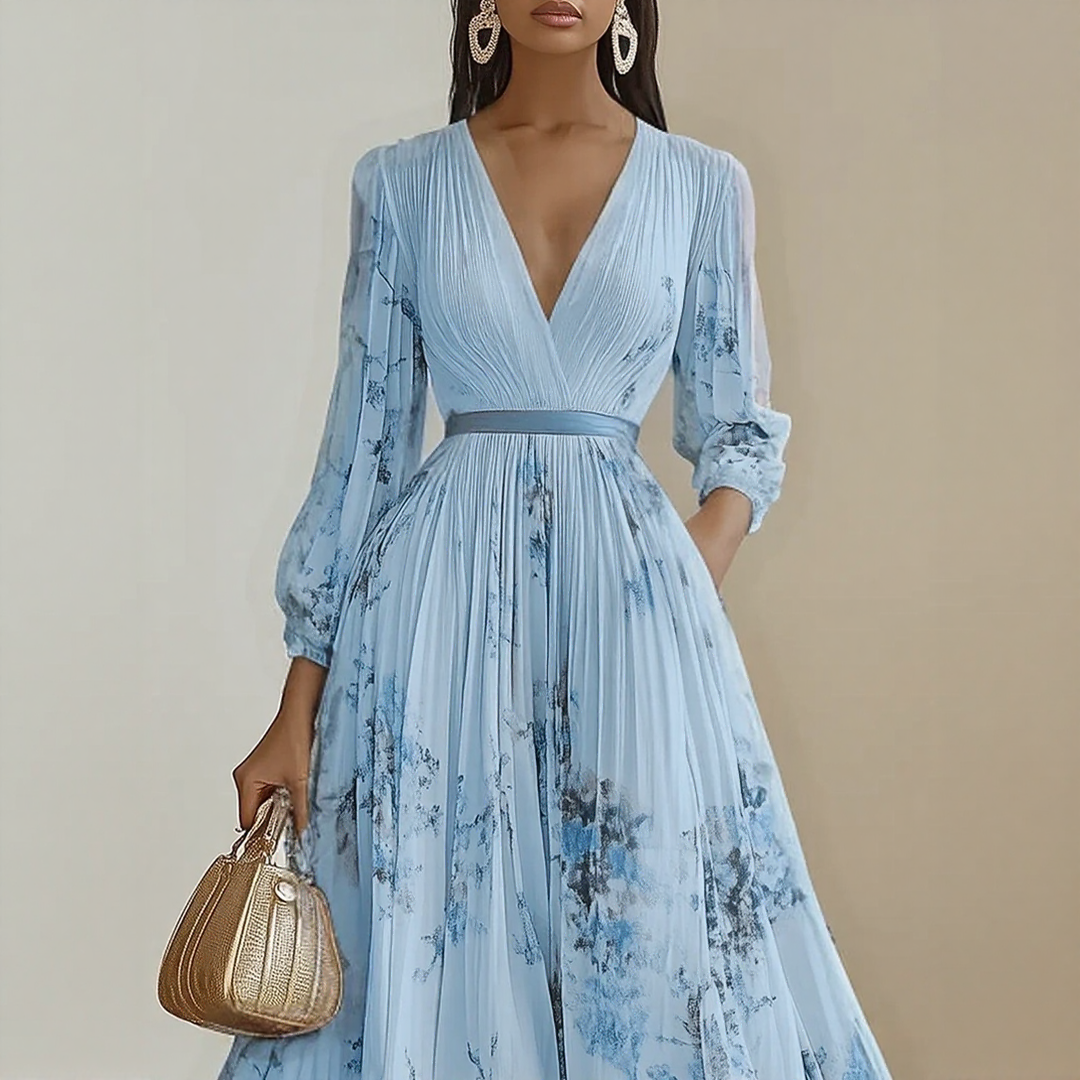 ELARA | DRESS WITH SOFT V-NECK