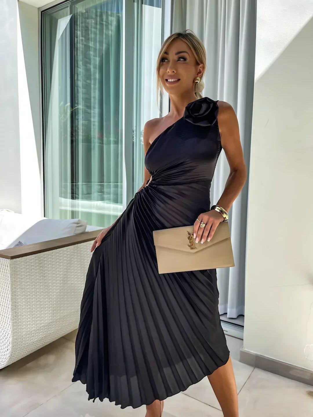 OPHELIA | CHIC PLEATED DRESS