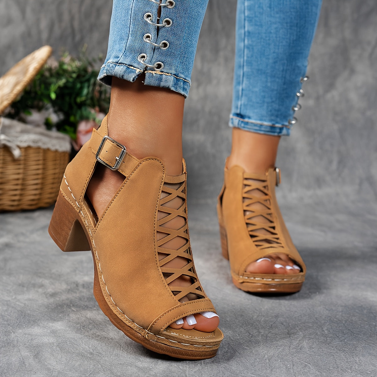 NESSA | LATTICE-HEEL SANDALS