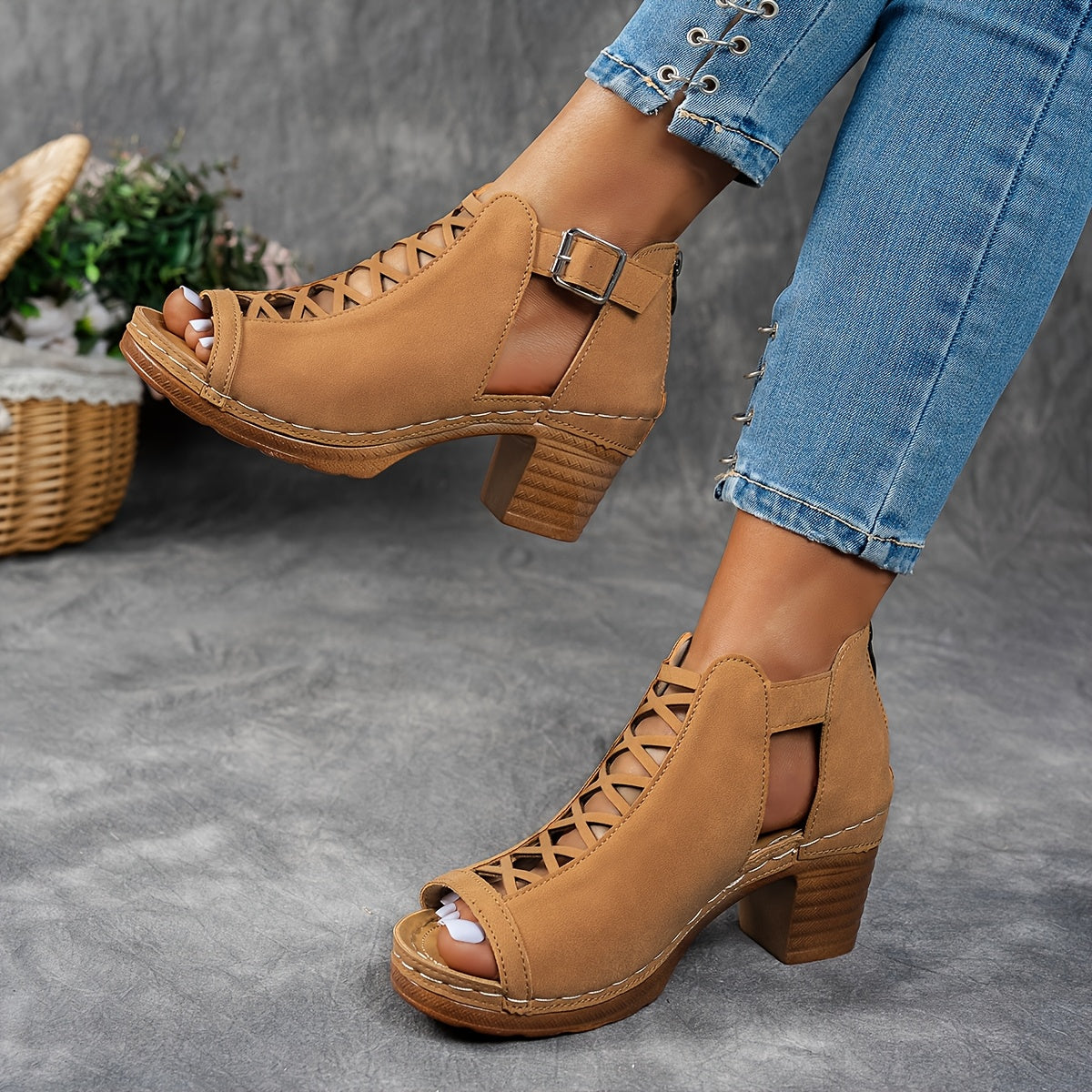 NESSA | LATTICE-HEEL SANDALS